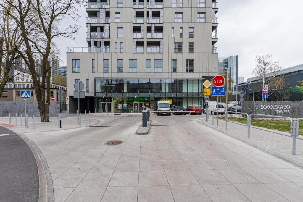15 Pietro Sokolska 30 Towers Apartments - New - Lux - Parking - Sauna - Gym- And The Best View In Kattowitz Exterior foto